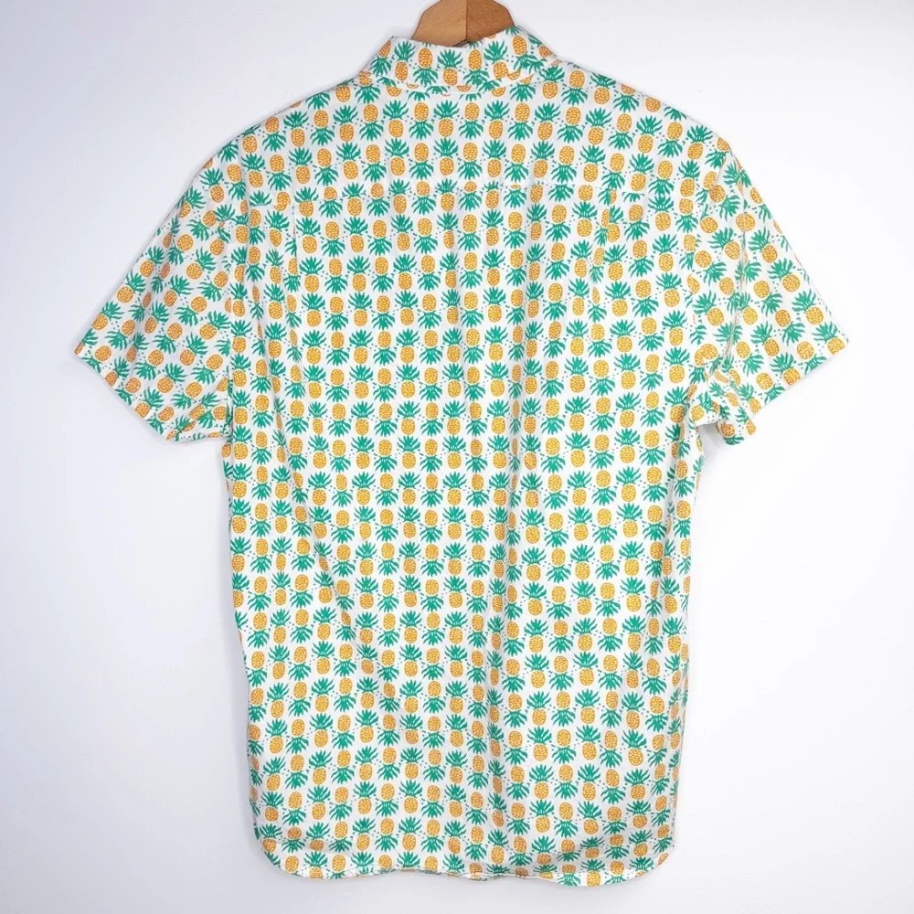 J. Crew Men’s Slim Fit Pineapple Print Short Sleeve Button Up Flex Washed Medium